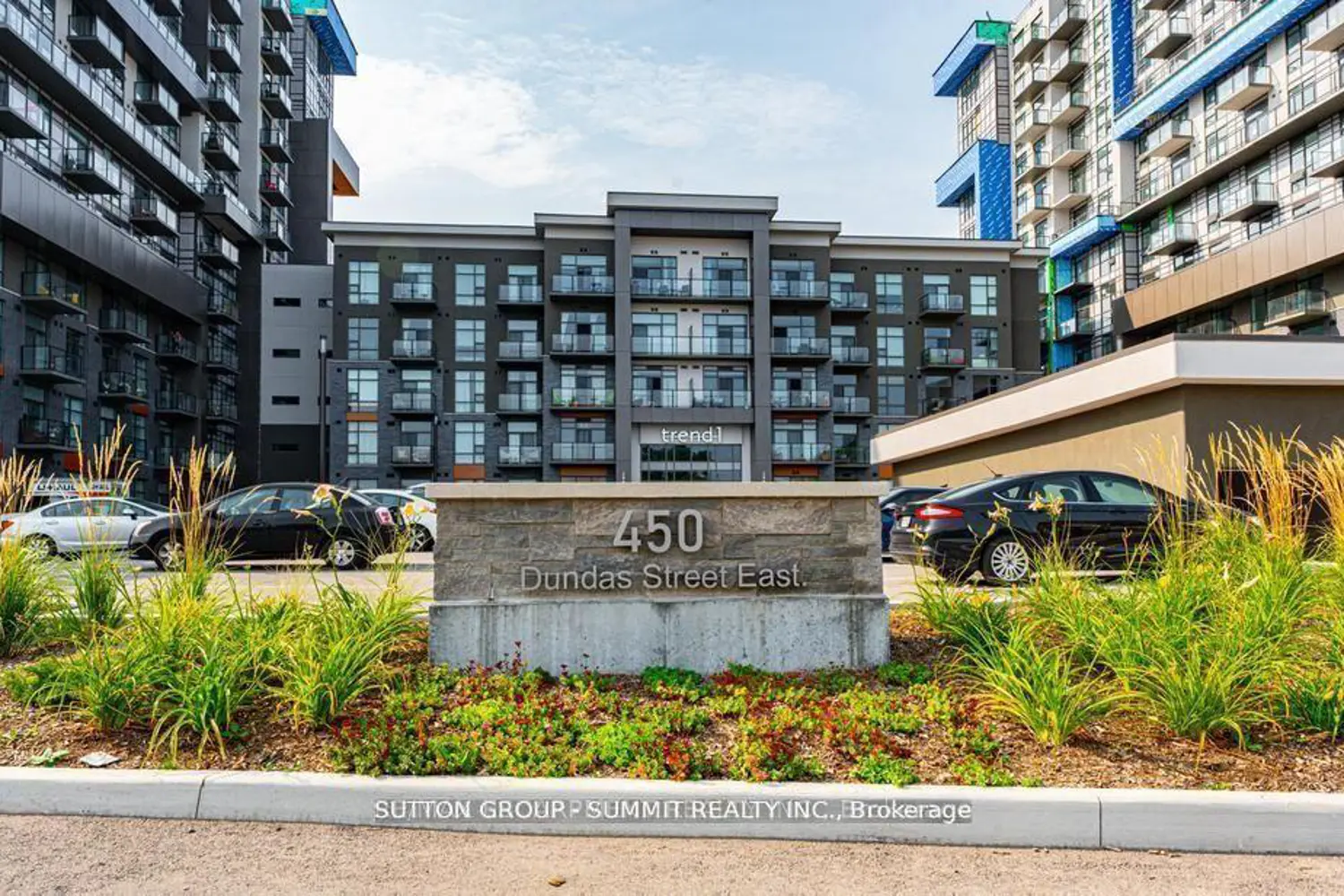 450 Dundas Street 617