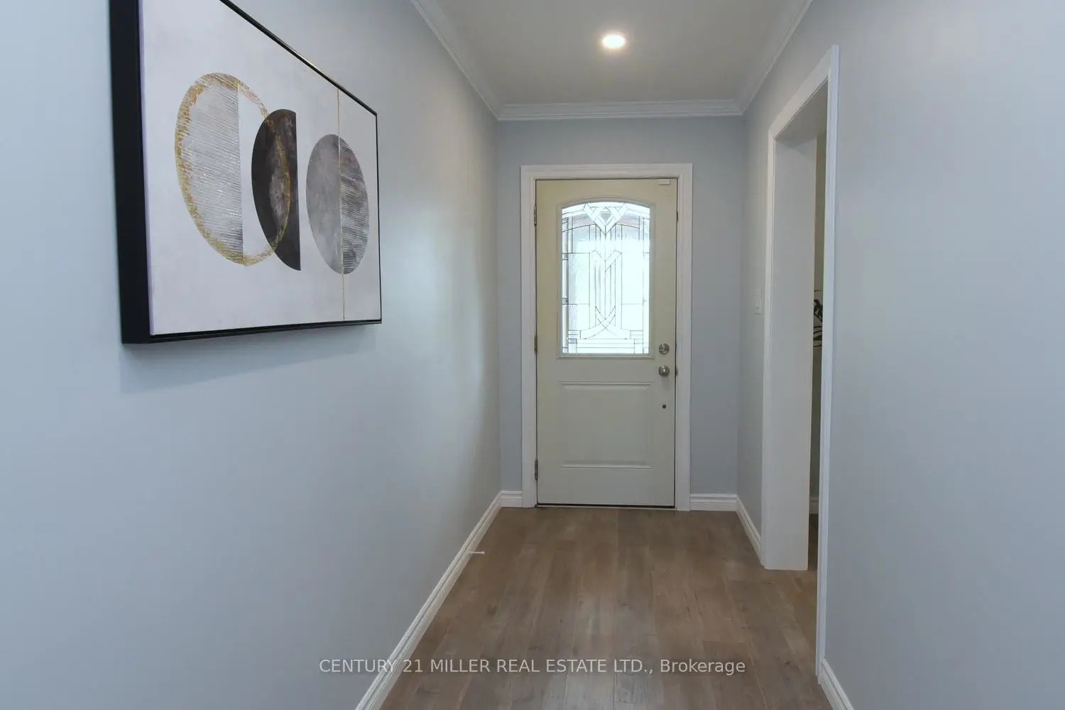 86 Mars Avenue photo 3
