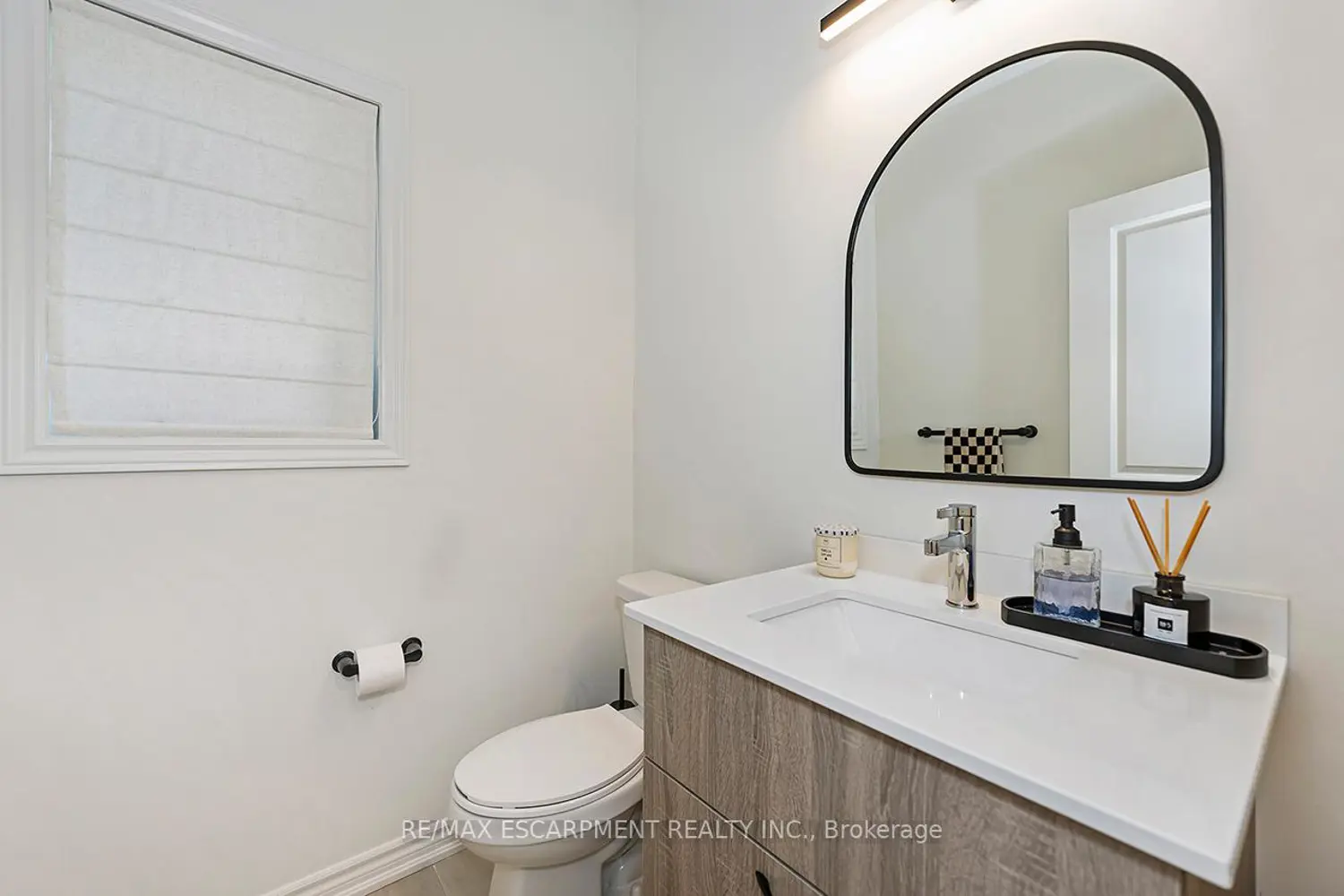 42 Shepherd Drive photo 4