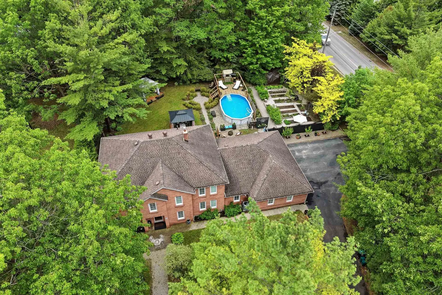 2 Seeley Court