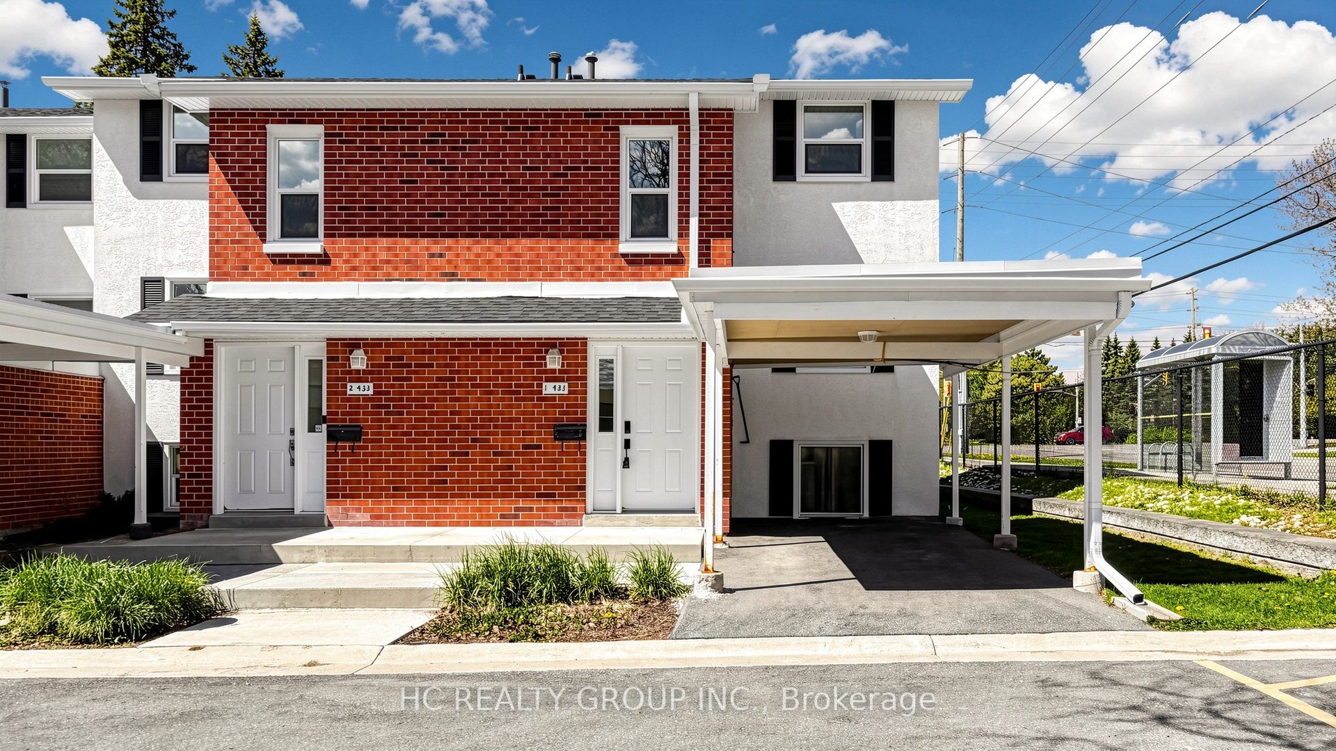 1-433 Keats Way, Waterloo, ON, N2L 5S7