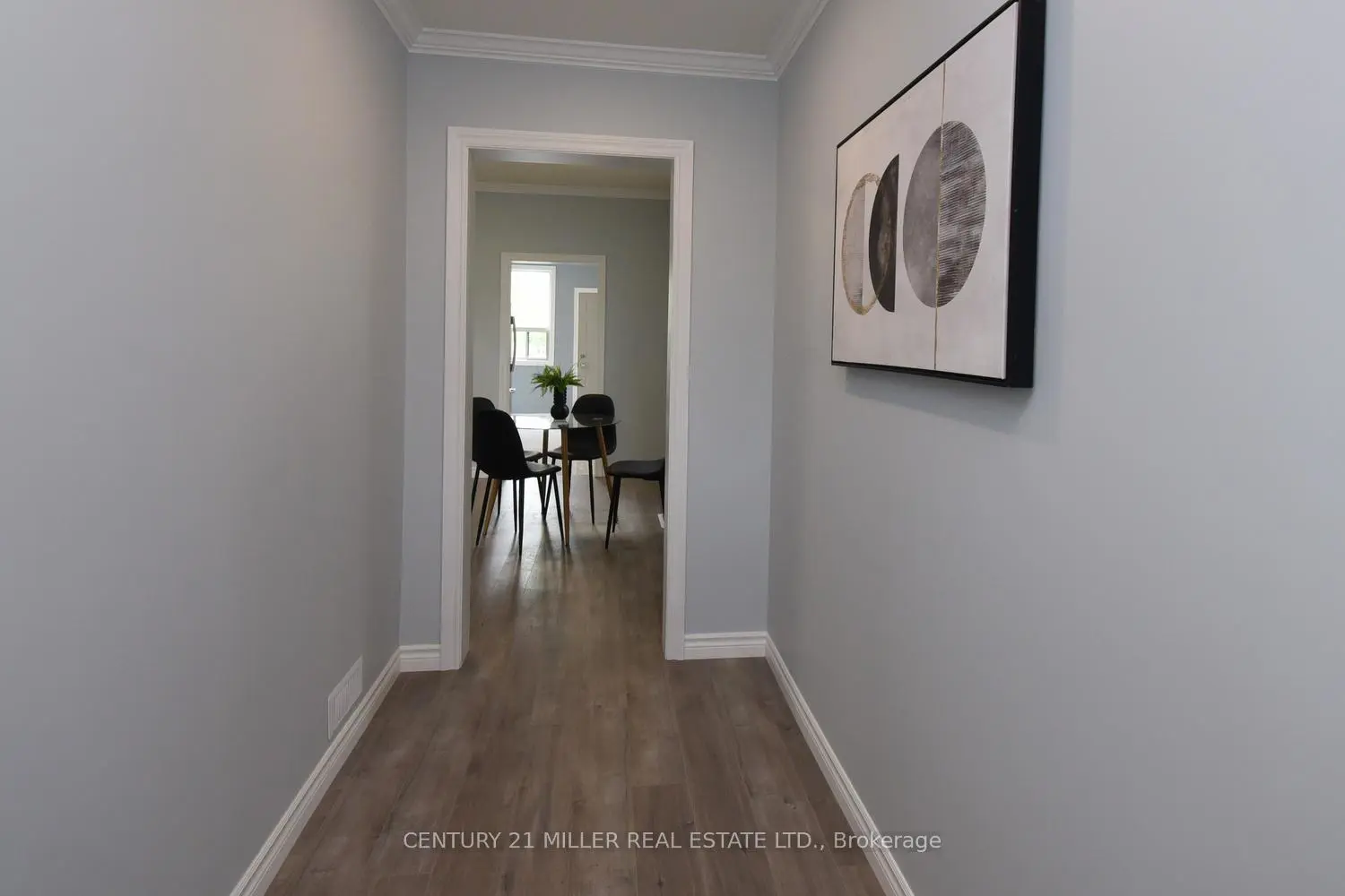 86 Mars Avenue photo 4