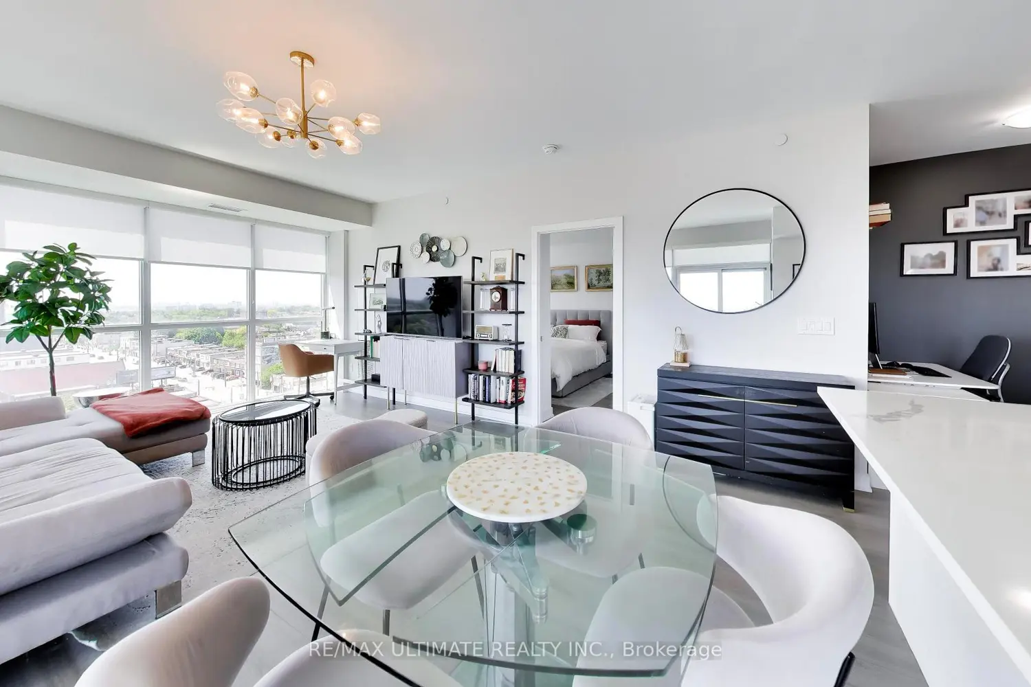 1603 Eglinton Avenue 1104 photo 3