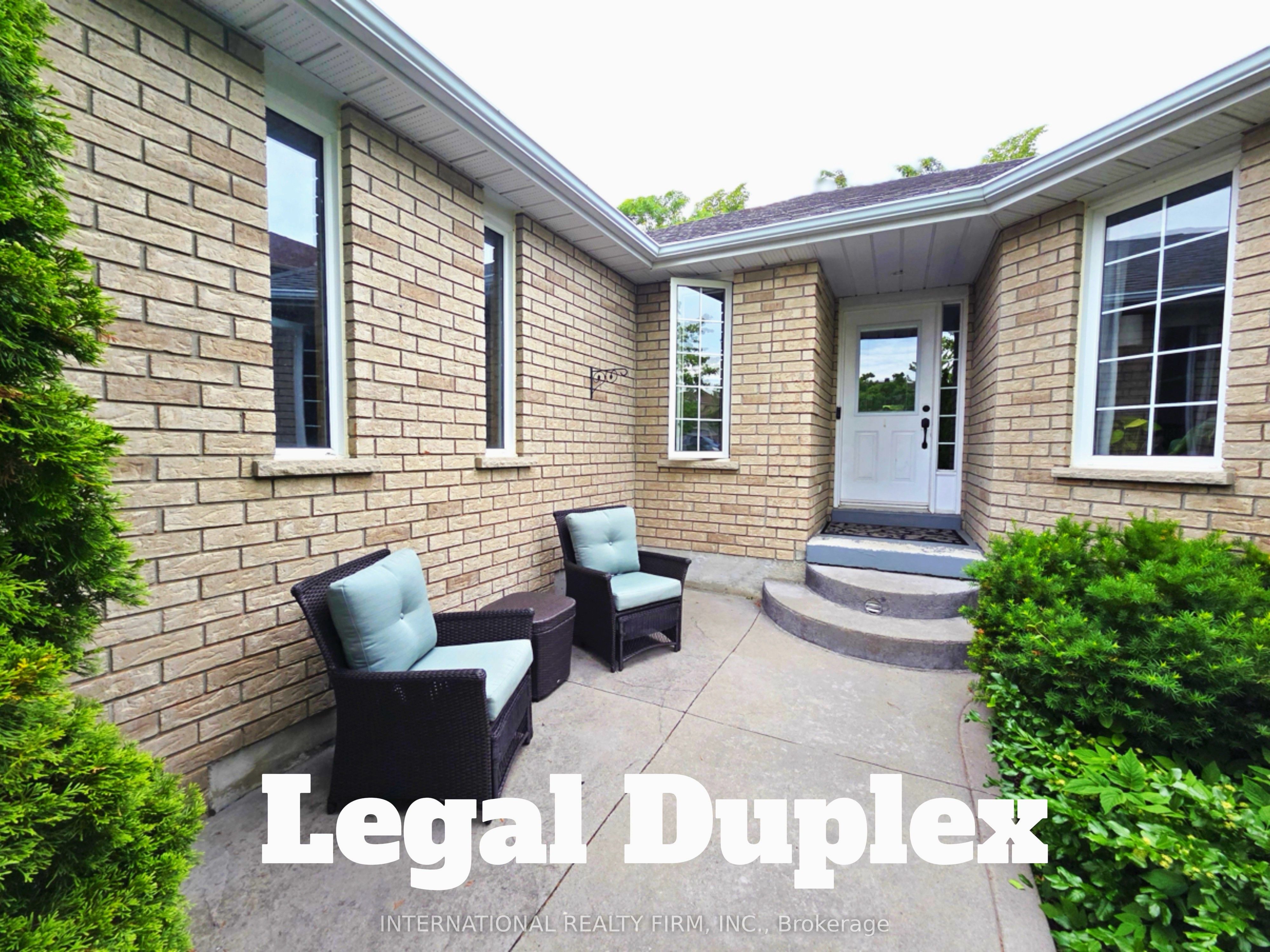 132 Esther Drive, Barrie, ON, L4N 0V5