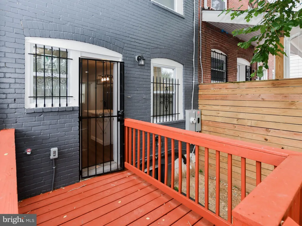 3826 10th Street, Baltimore, MD 21225