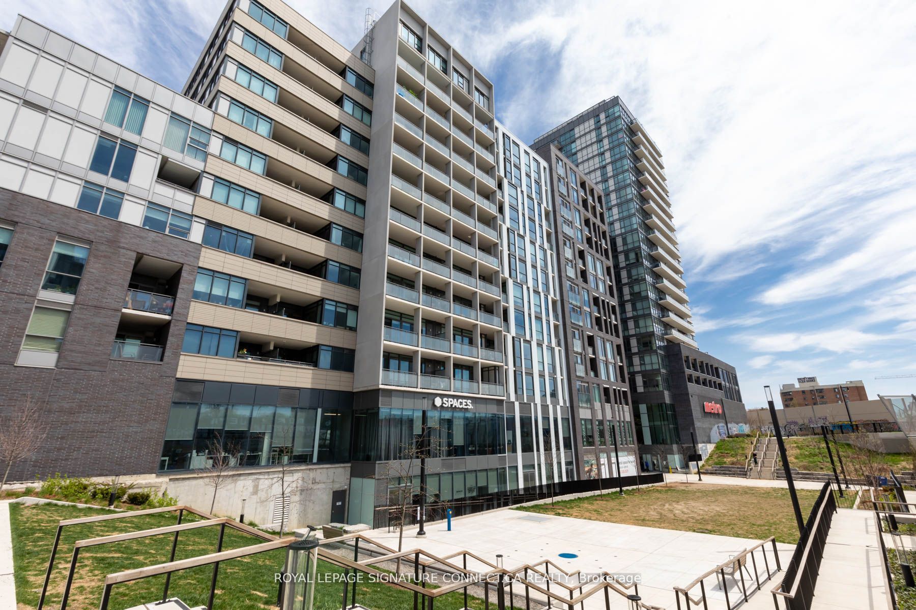 2005-20 Minowan Miikan Lane, Toronto, ON, M6J 0E5