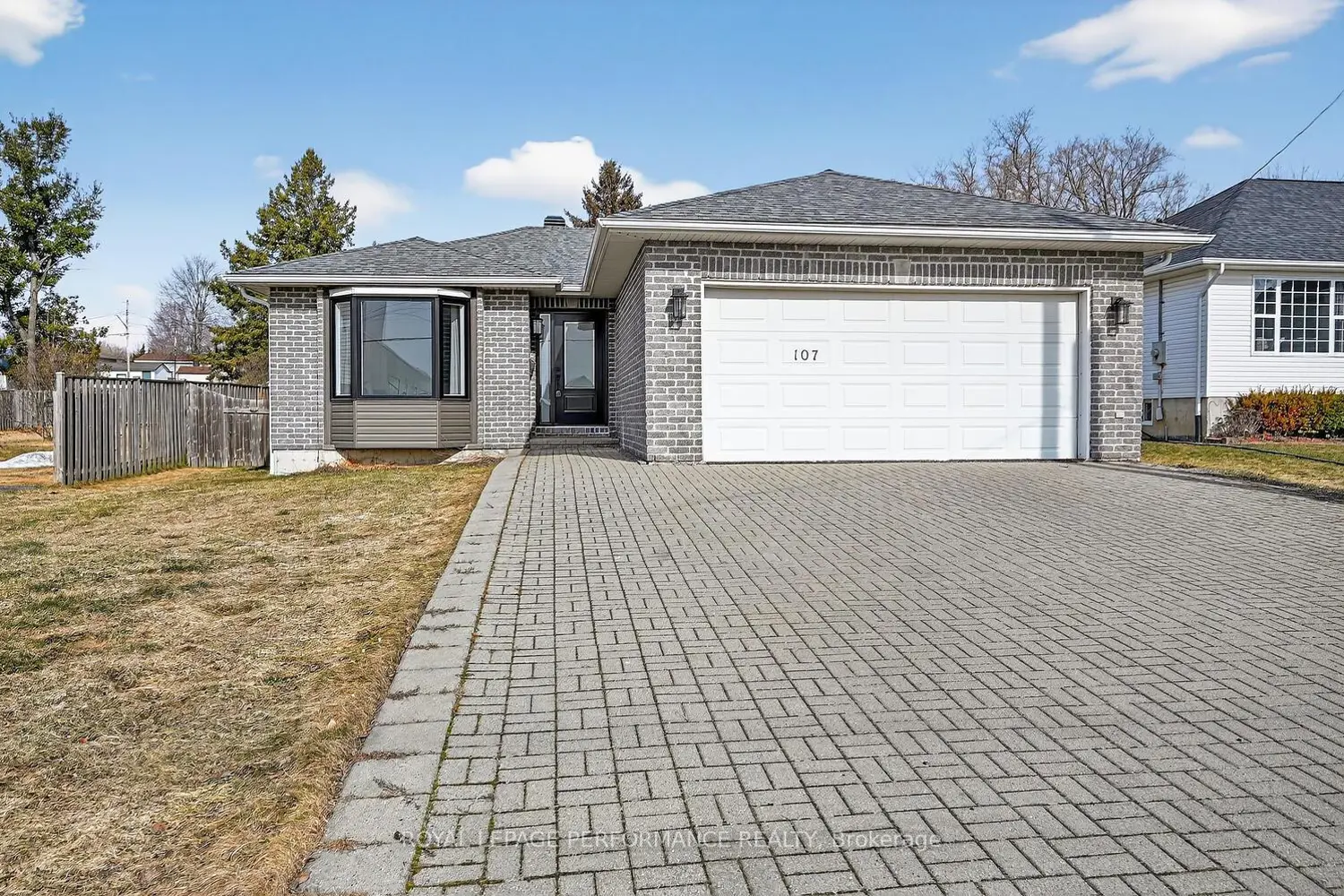 107 Lorne Street photo 3