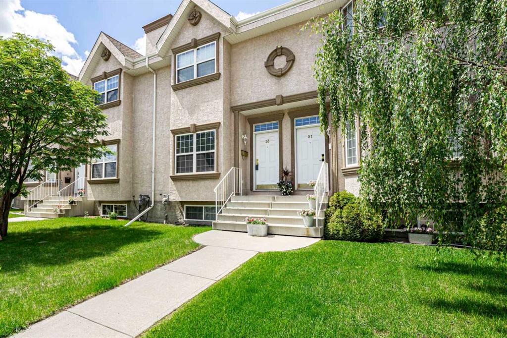 53 Adams Close, Red Deer, AB, T4R 2W4