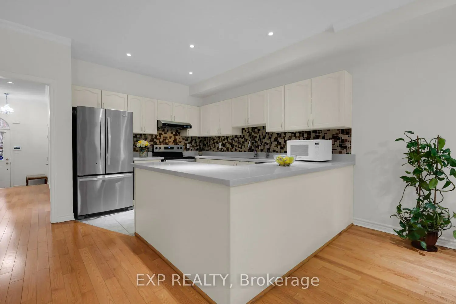 24 Williams Street photo 4