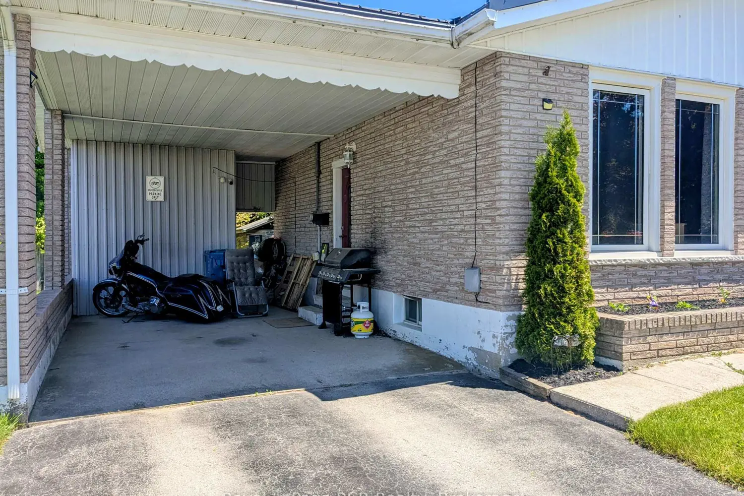 551 15Th Avenue photo 2