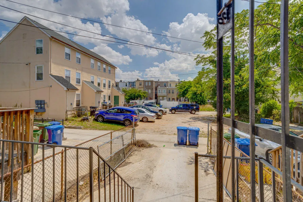 309 E 23rd Street, Baltimore, MD 21218