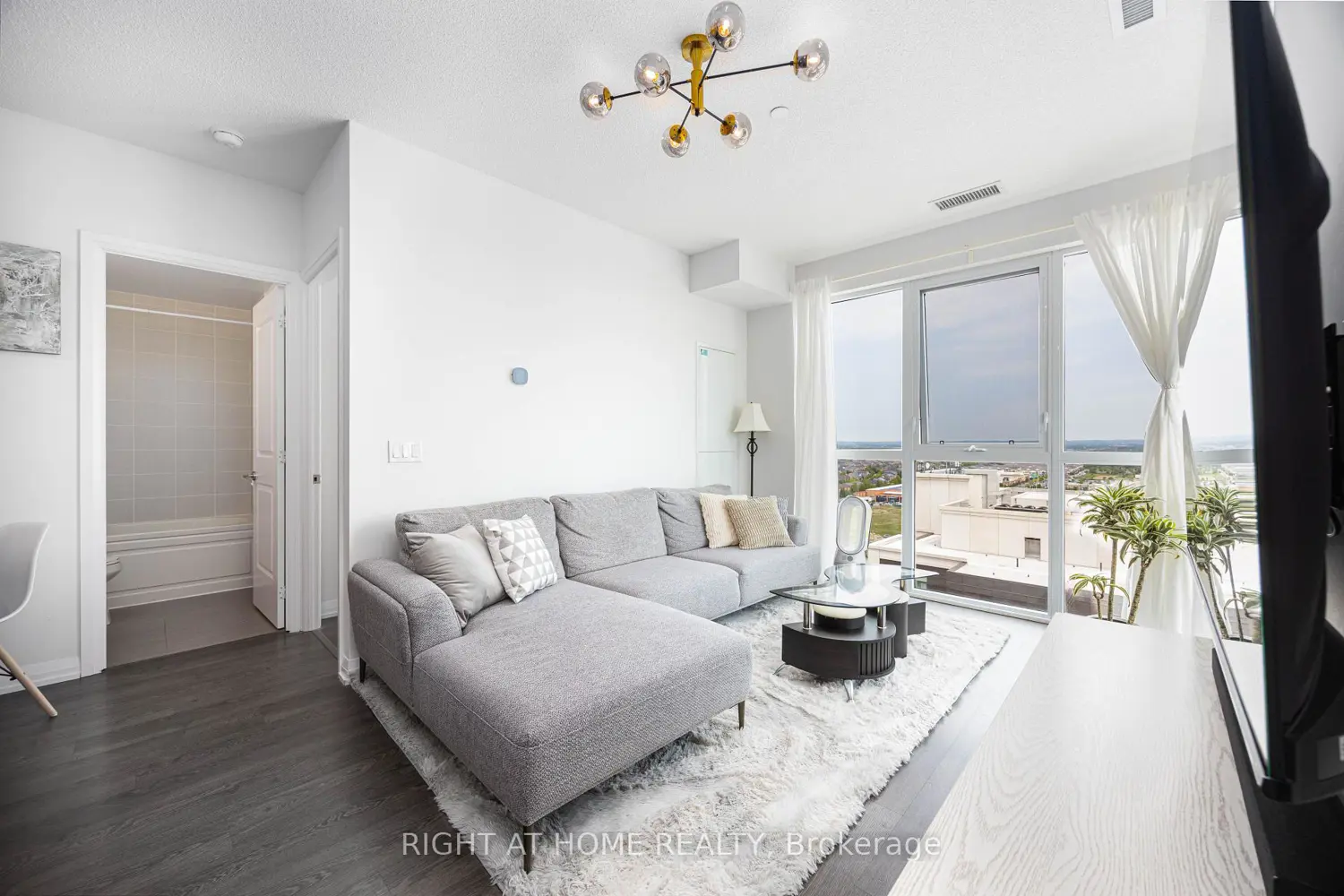 9560 Markham Road Ph 5 photo 3
