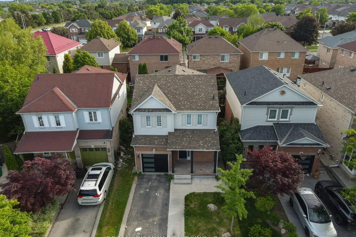 92 Charleswood Circle