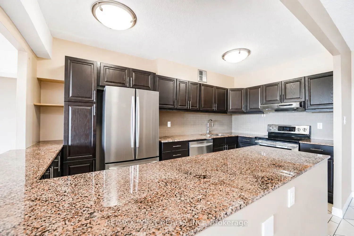 260 Scarlett Road 1209 photo 4