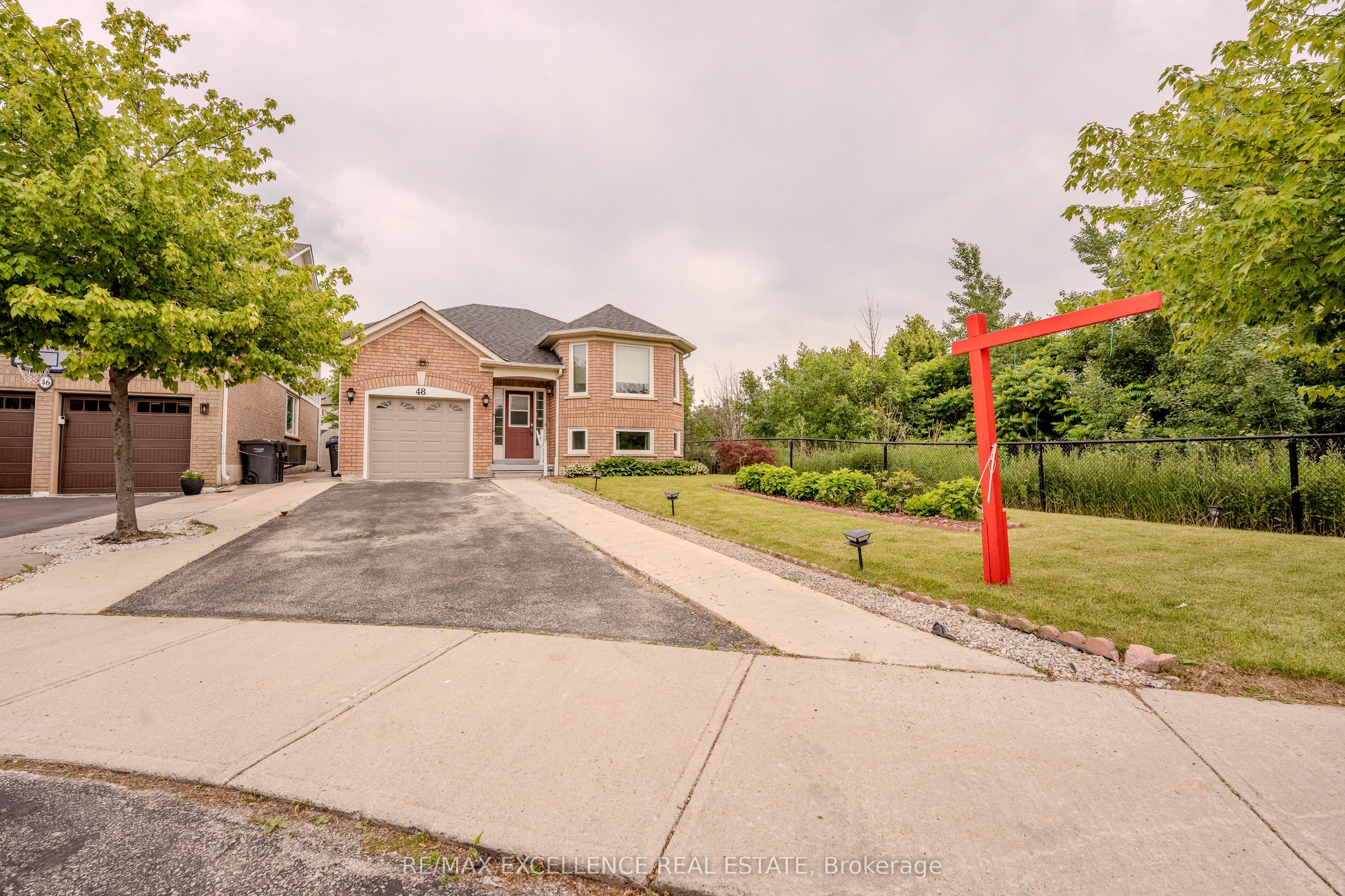 48 Ridgemore Crescent, Brampton, ON, L7A 2L4