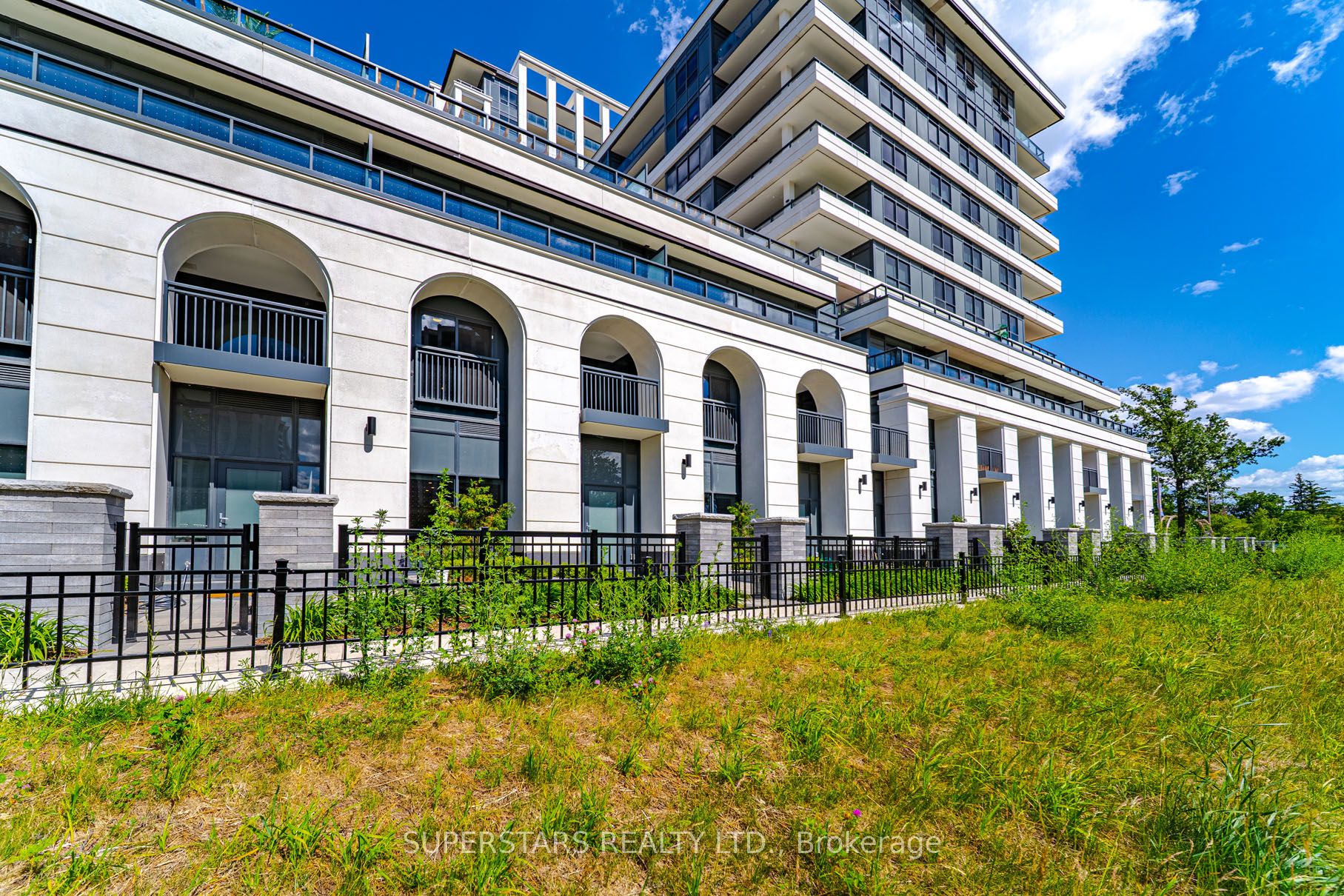 W121-8 Cedarland Drive, Markham, ON, L6G 0H4