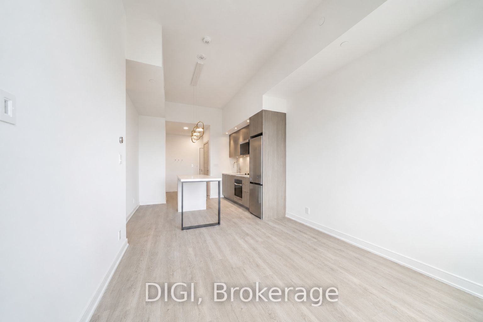 E438-485 Perth Avenue, Toronto, ON, M6N 0B9 photo 3