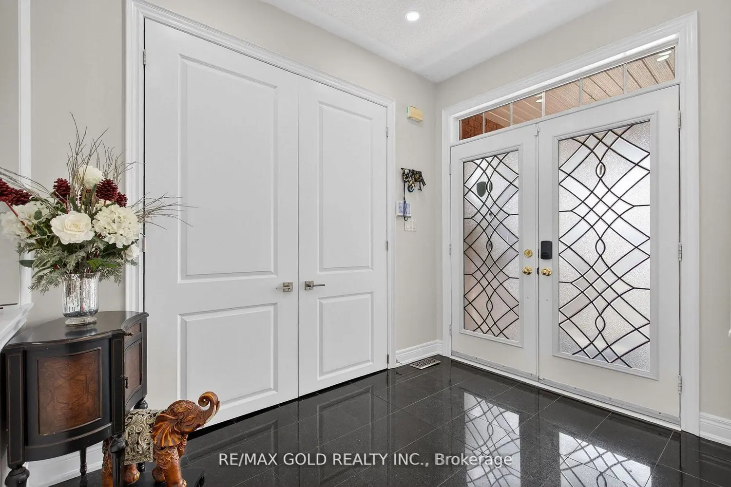17 Maisonneuve Boulevard