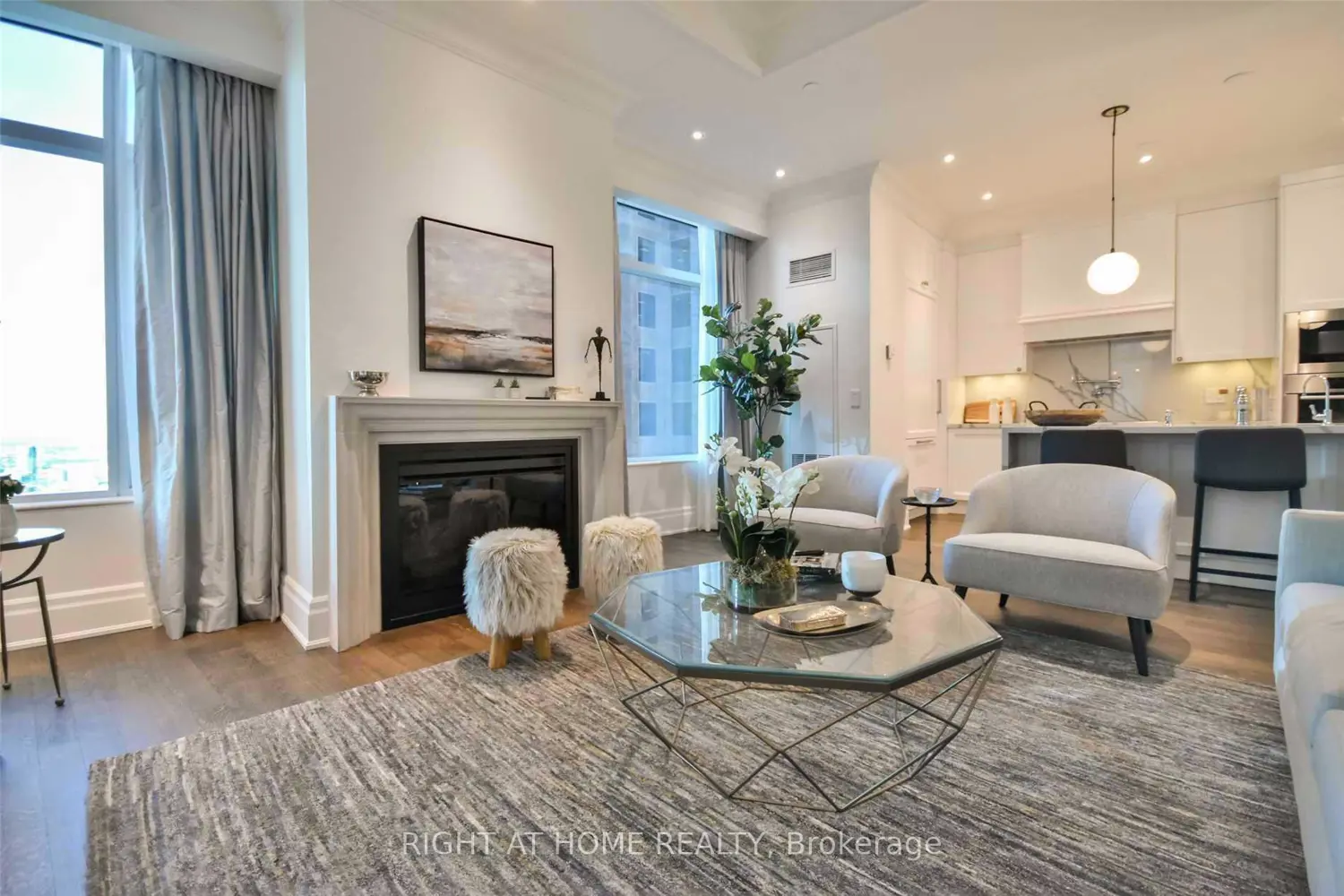 311 Bay Street 3503 photo 5