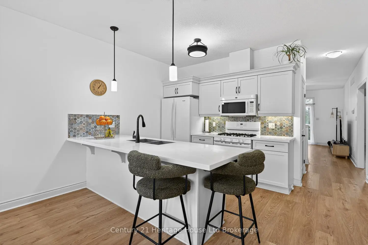 111 King Street 9