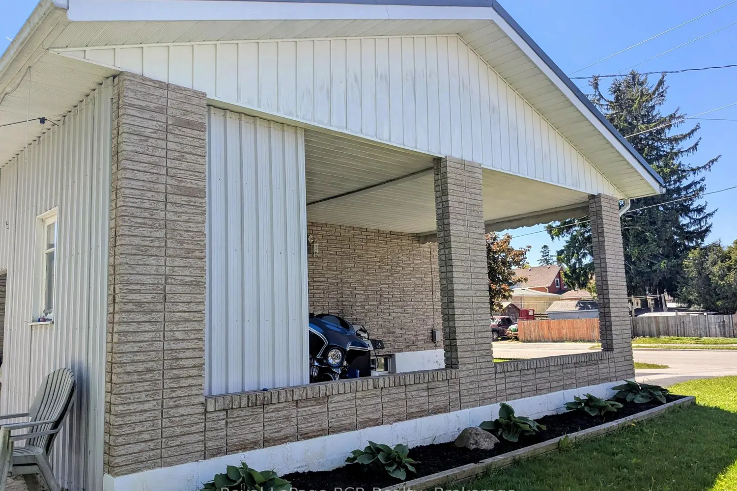 551 15Th Avenue photo 3