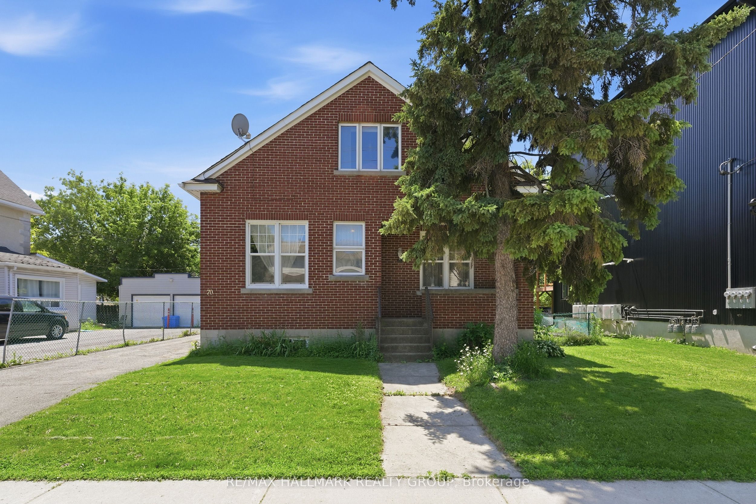 70 Queen Mary Street, Ottawa, ON, K1K 1X7