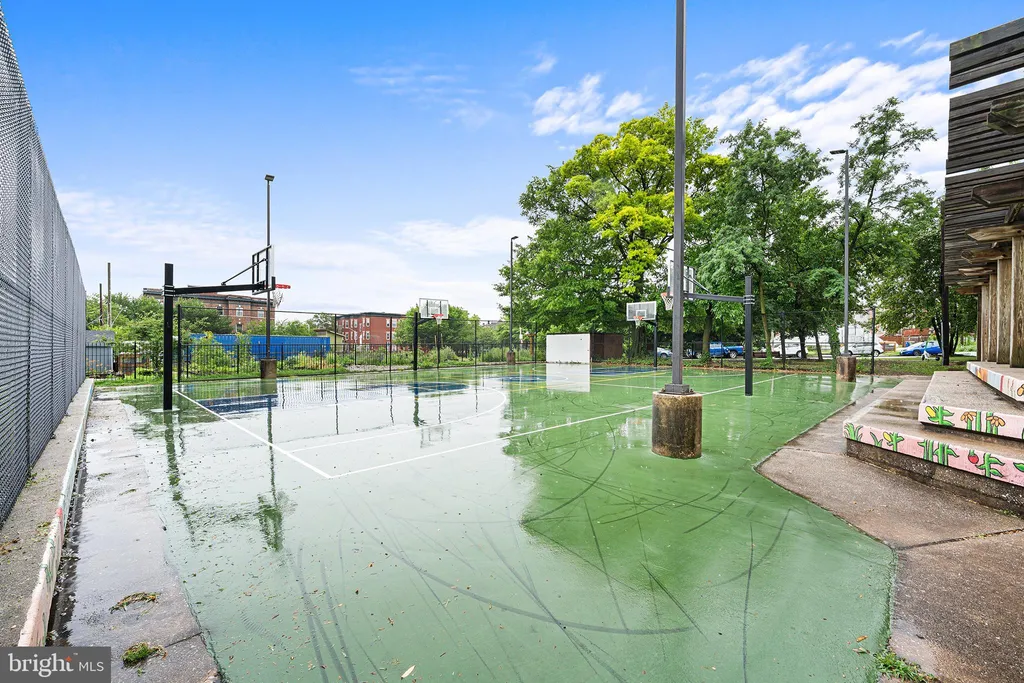 815 Chauncey Avenue, Baltimore, MD 21217