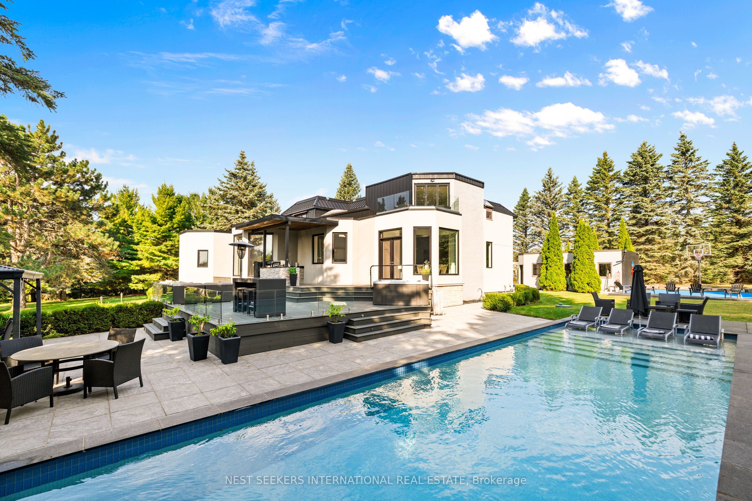31 Winter Road, King, ON, L7B 1E3