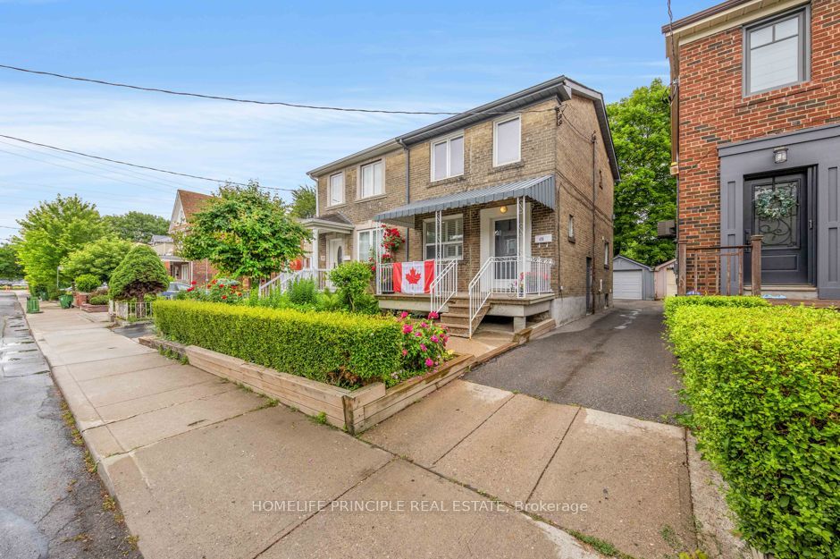 420 Salem Avenue N, Toronto, ON, M6H 3E1