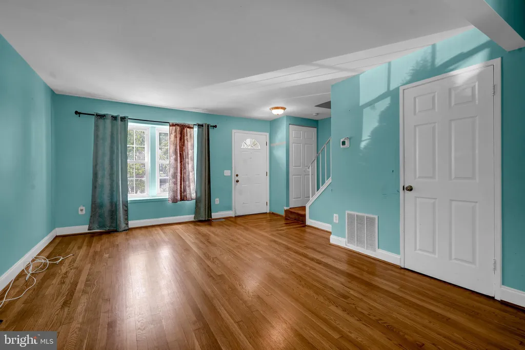 1321 Alderton Lane, Silver Spring, MD 20906 photo 3