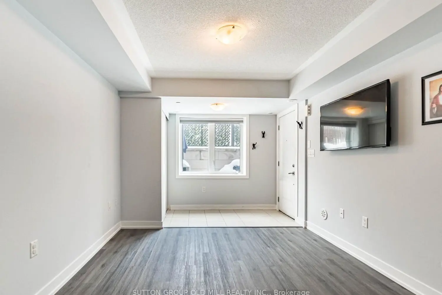 6 Drummond Street 301 photo 2