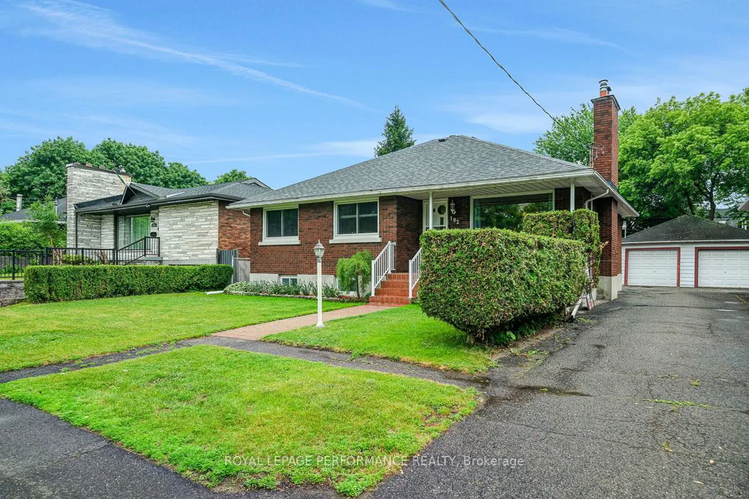 102 Donald Street photo 2
