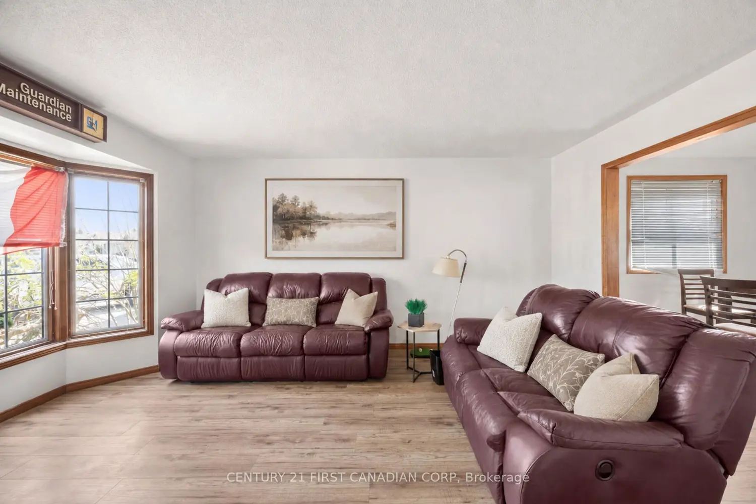 351 Fleming Drive photo 3