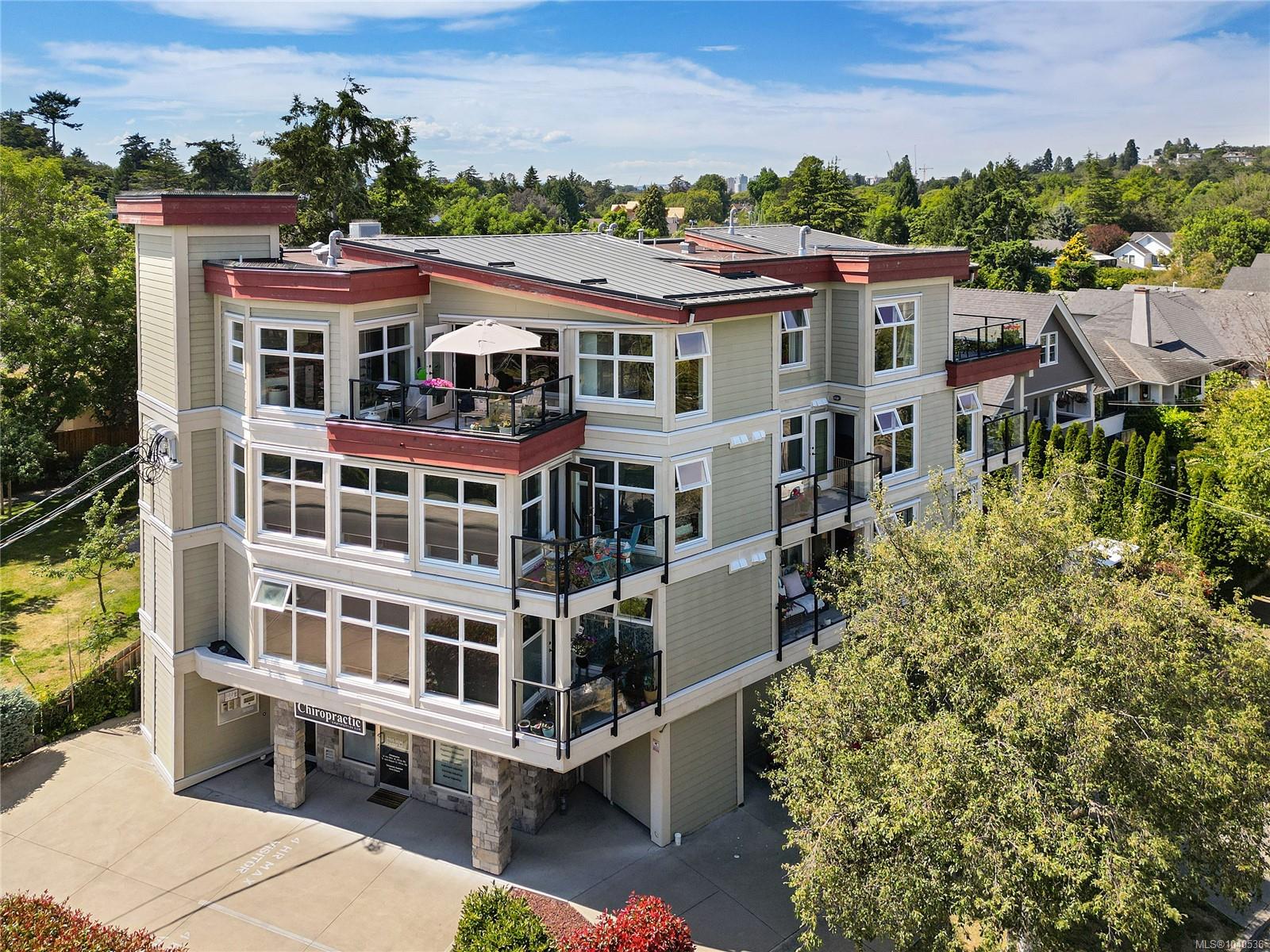 #401-1494 Fairfield Road, Victoria, BC, V8S 1E8