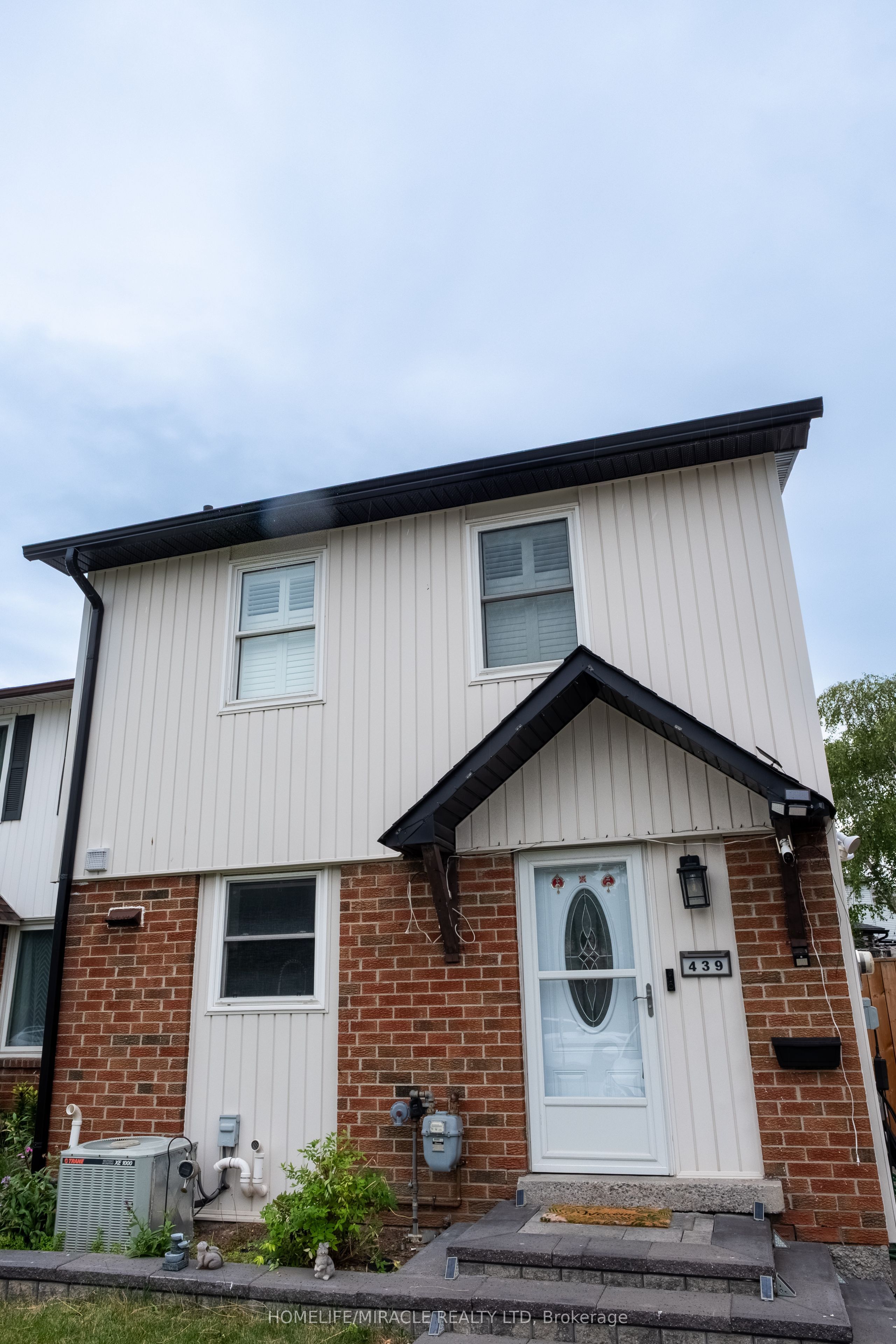 439 Bristol Crescent, Oshawa, ON, L1J 6M4