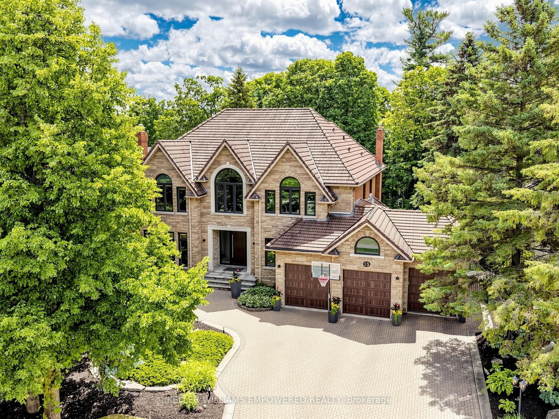 93 Longview Crescent, Vaughan, ON, L4H 1A9