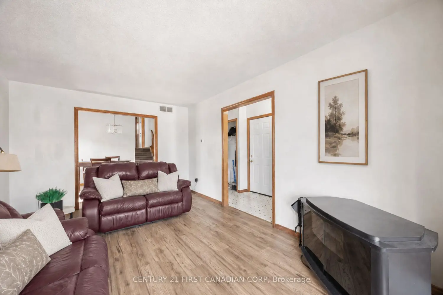 351 Fleming Drive photo 4