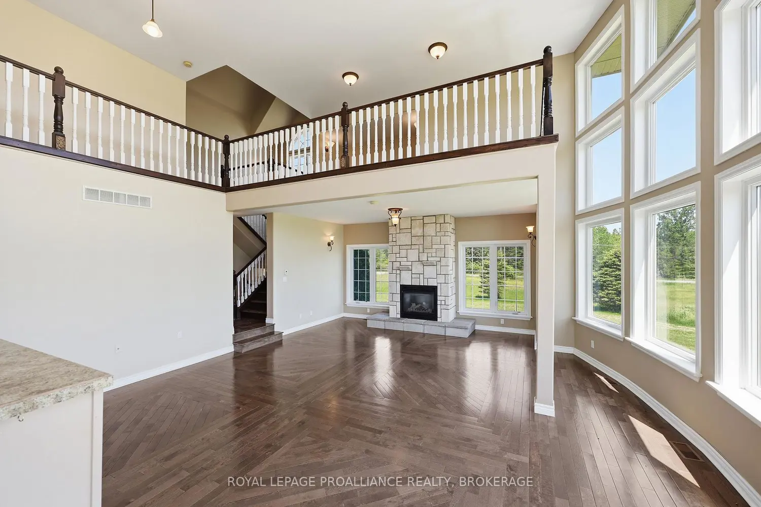 1461 English Way