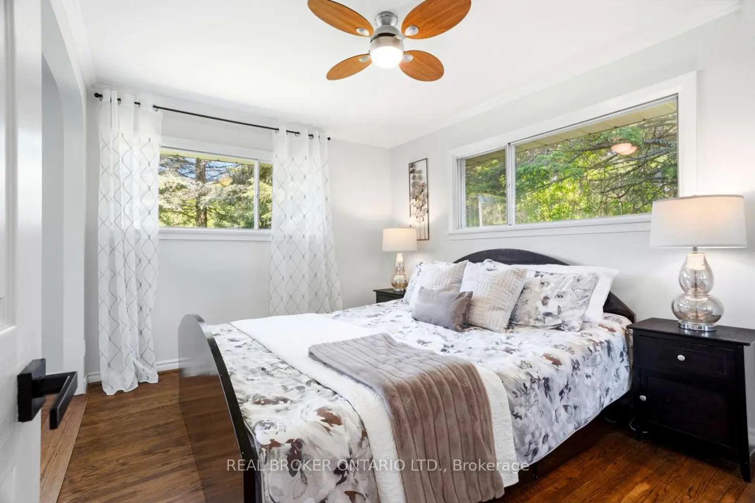 20286 St Andrews Road photo 4