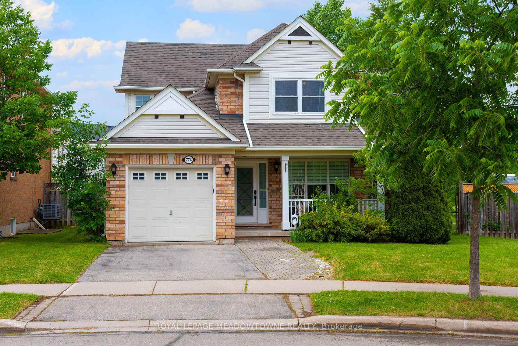 774 Irving Terrace, Milton, ON, L9T 6H2 photo 2