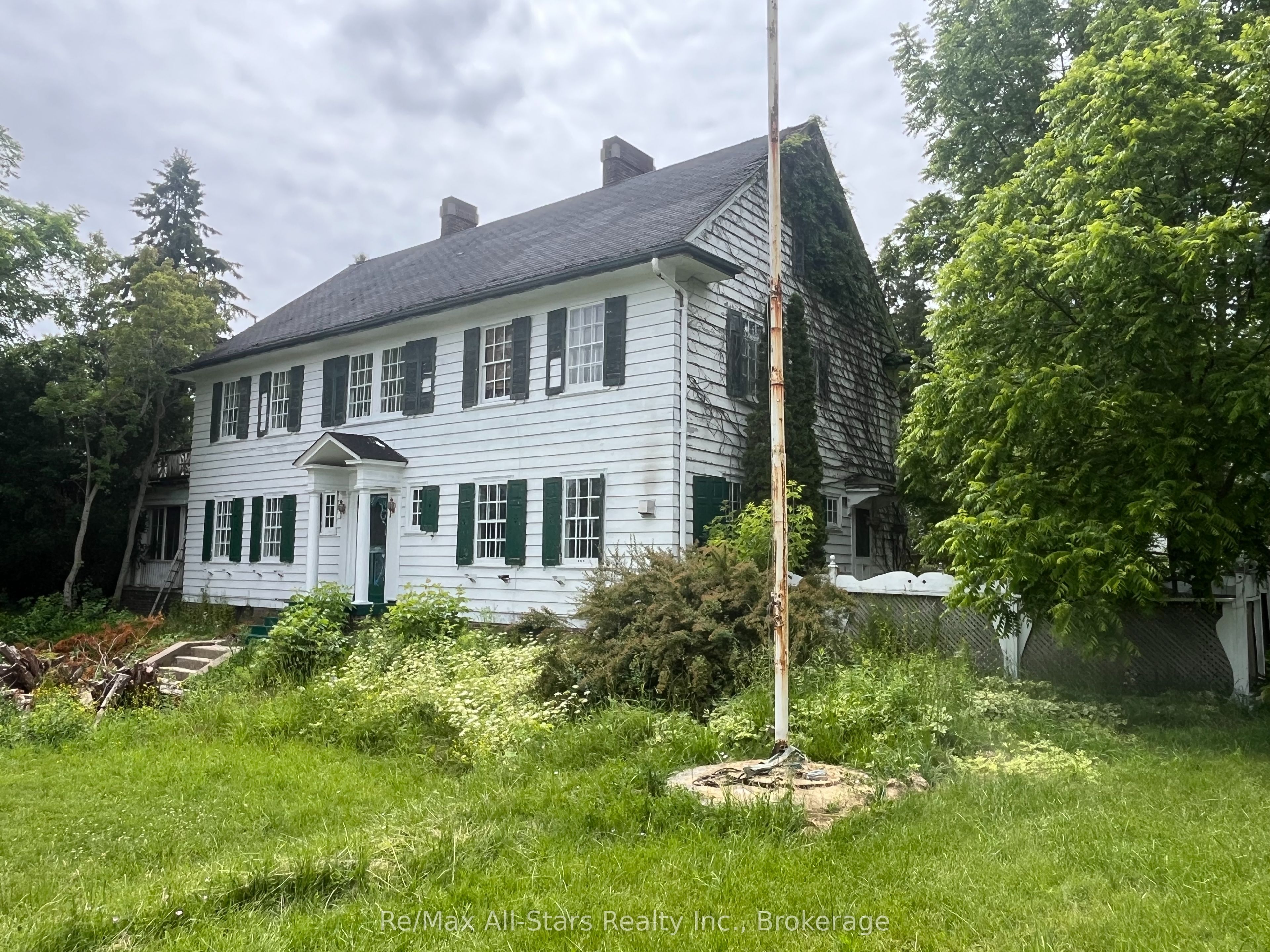 173 Lindsay Street S, Kawartha Lakes, ON, K9V 2N2