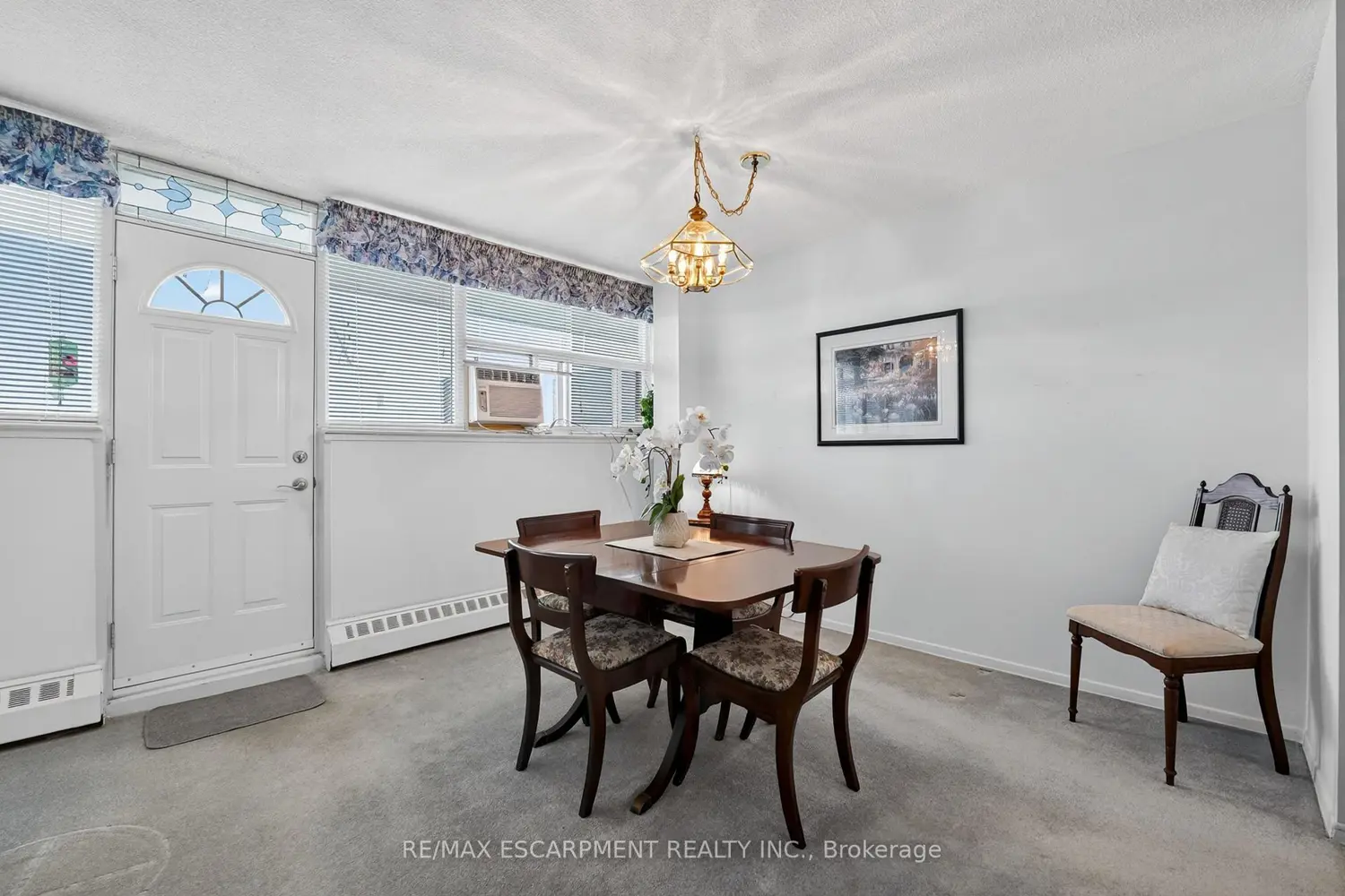 215 Glenridge Avenue 1201 photo 5