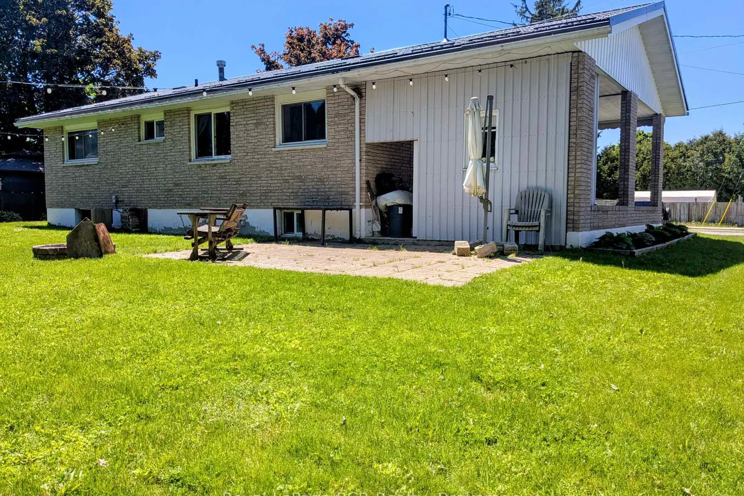 551 15Th Avenue photo 4