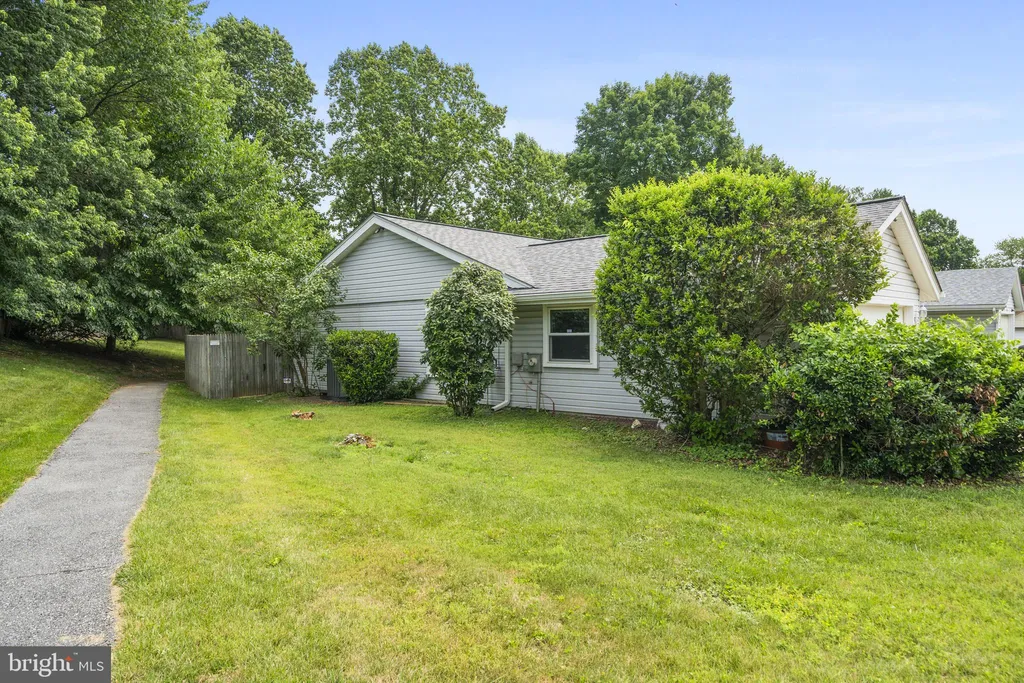 14919 Hydrus Road, Silver Spring, MD 20906 photo 3