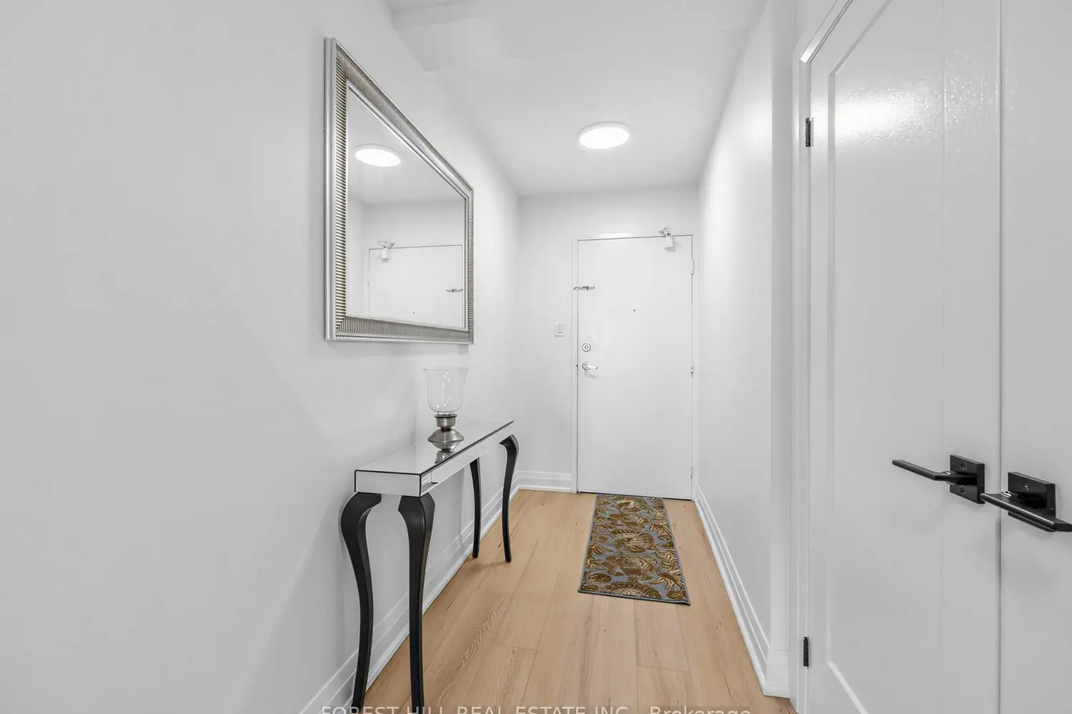 236 Albion Road 1812 photo 4