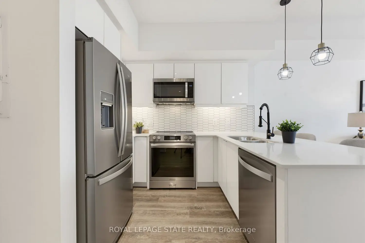 16 Markle Crescent 513 photo 2