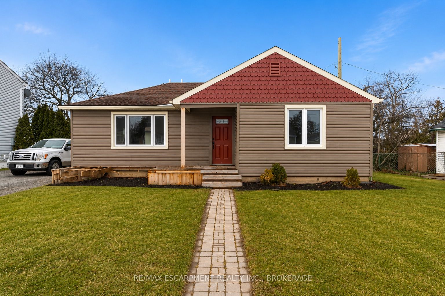 Lower-18 Princess Street, St. Catharines, ON, L2P 2R1
