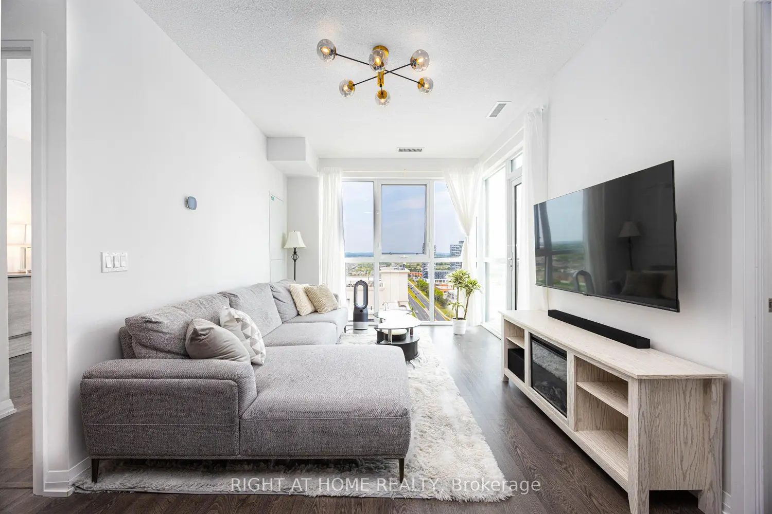 9560 Markham Road Ph 5 photo 5