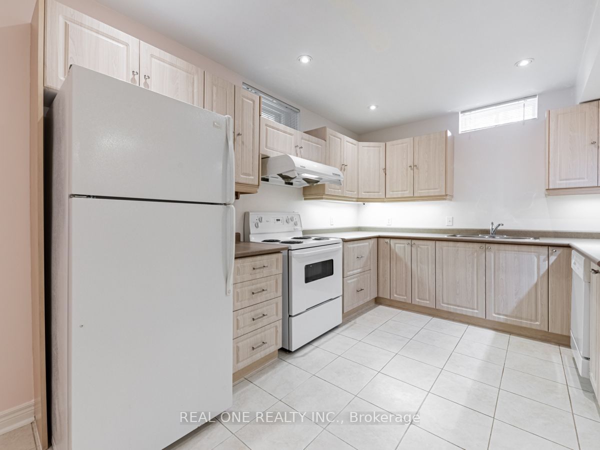 Basement-9649 Keele Street, Vaughan, ON, L6A 1M1