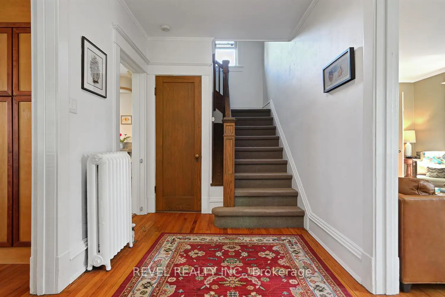 320 Clemow Avenue photo 2